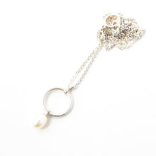 Load image into Gallery viewer, Pearl Drop Circle Pendant