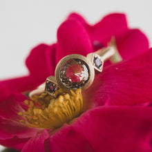 Load image into Gallery viewer, Sapphire Ring