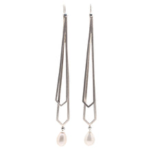 Load image into Gallery viewer, Long Pearl Dangly Earrings
