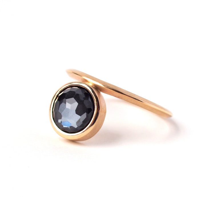 Quartz and Hematite Gold Ring