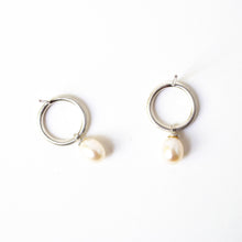 Load image into Gallery viewer, Pearl Drop Circle Studs in Silver